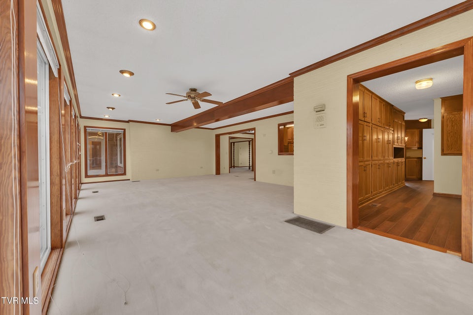 Photo #41: 1620 Erwin Highway