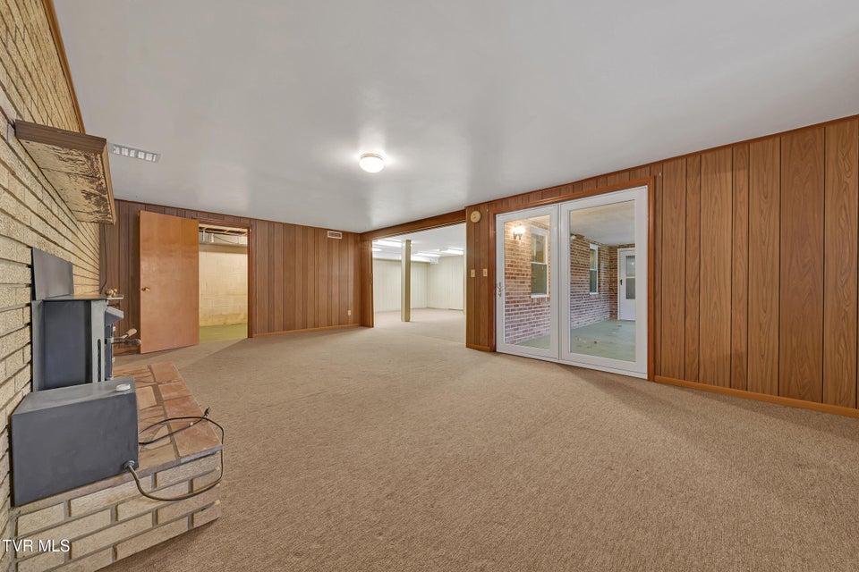 Photo #46: 1620 Erwin Highway