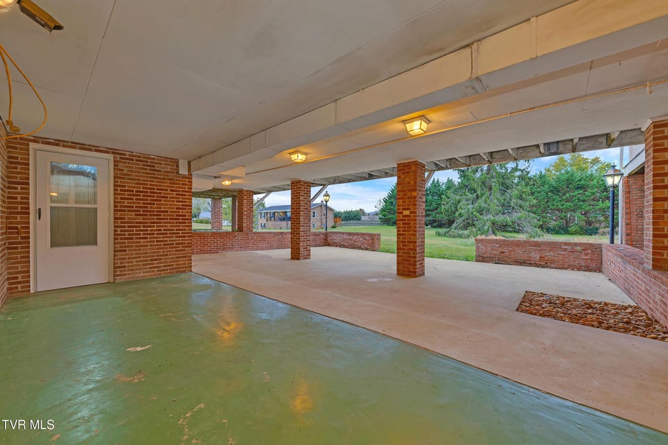 Photo #51: 1620 Erwin Highway