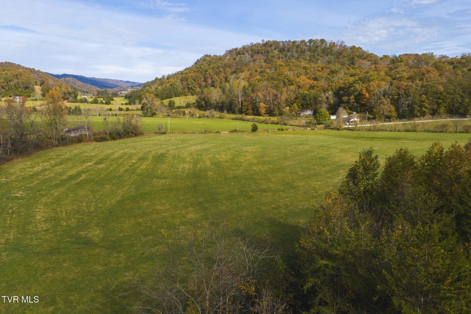 Photo #5: 1619 Lynn Flanary Road