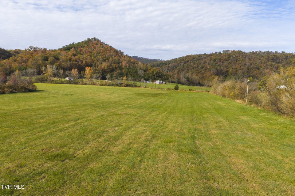 Photo #15: 1619 Lynn Flanary Road