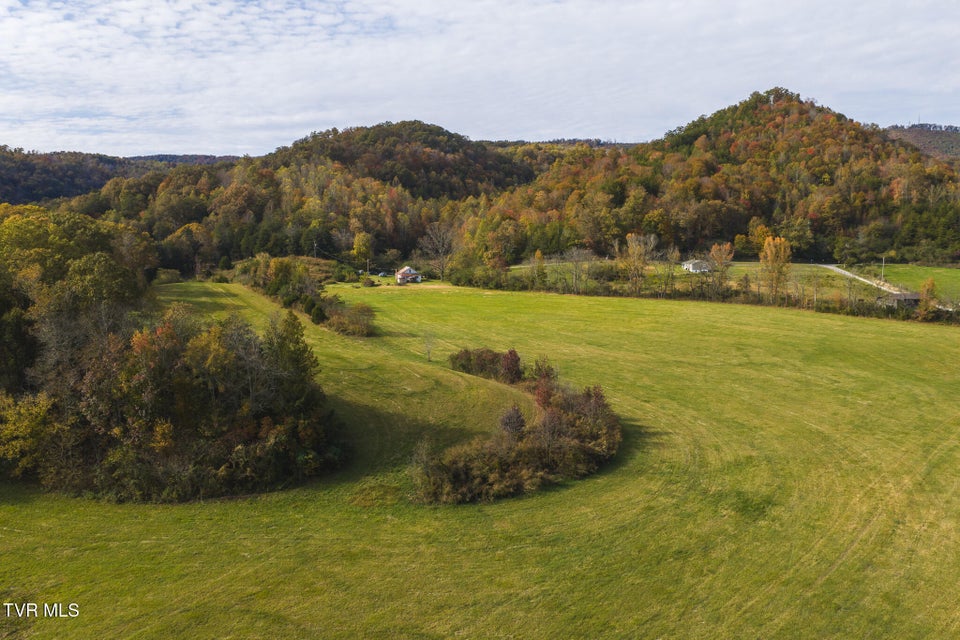 Photo #16: 1619 Lynn Flanary Road