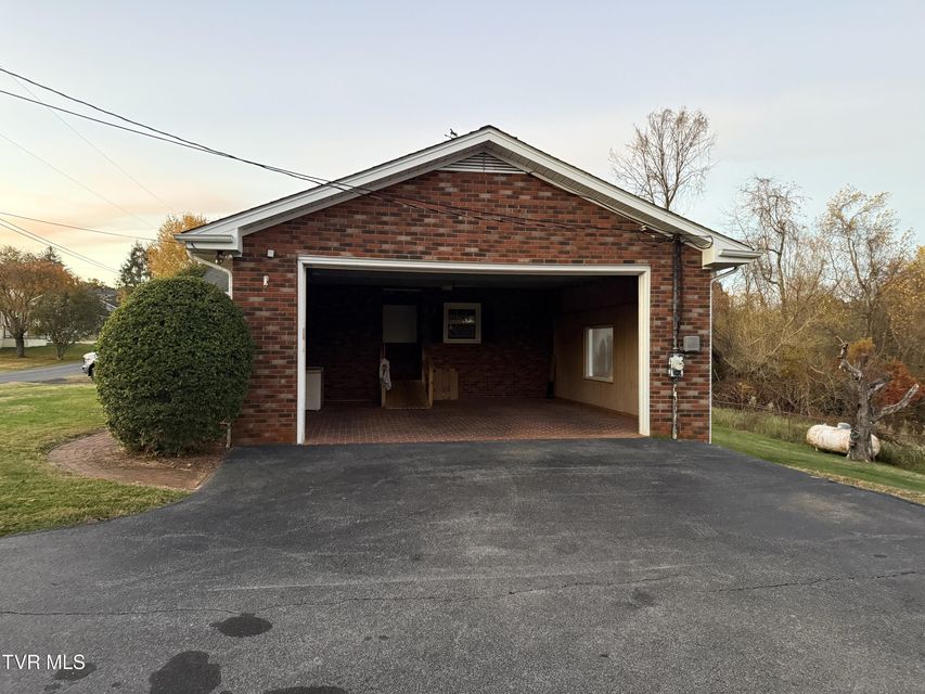 Photo #33: 121 Clark Drive