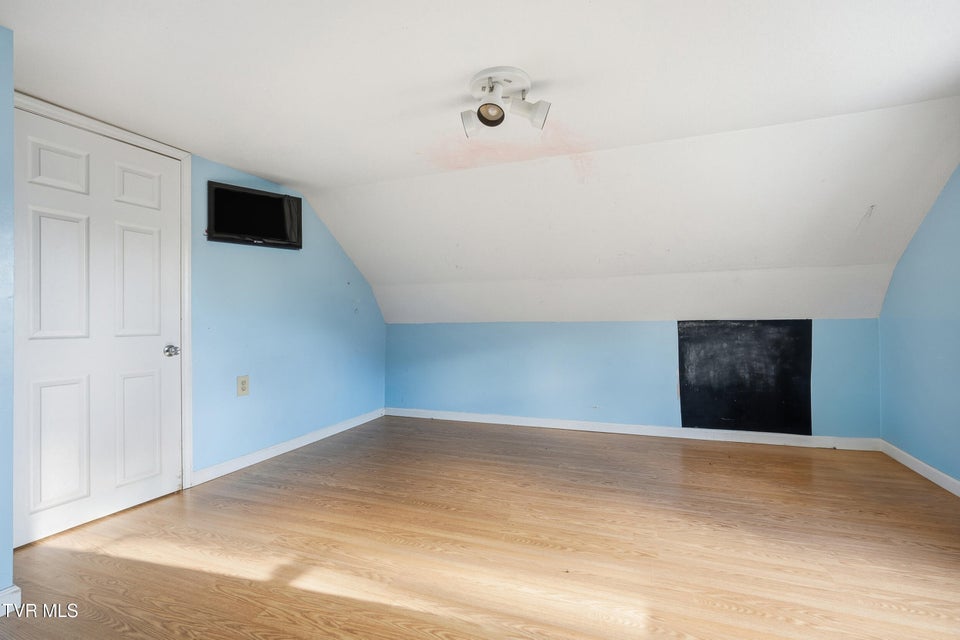 Photo #31: 28375 Poor Valley Road