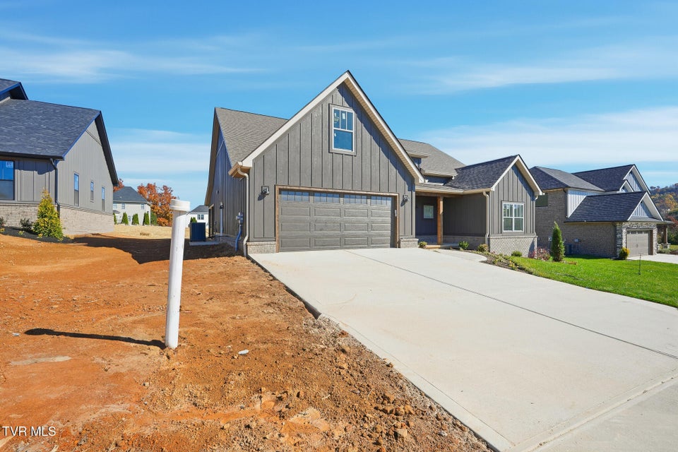 Photo #29: 20 Glaze Farm Way