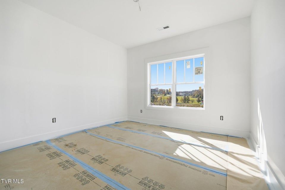 Photo #17: 20 Glaze Farm Way