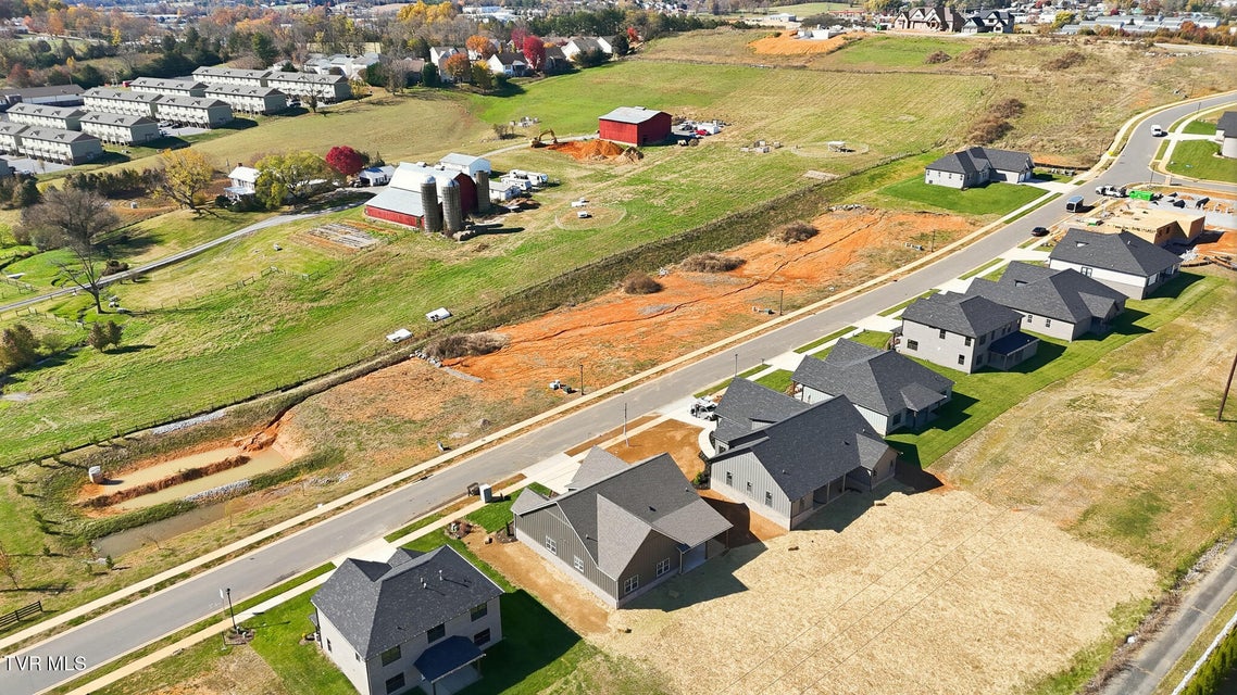 Photo #26: 20 Glaze Farm Way