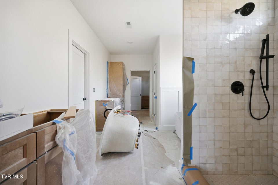 Photo #12: 24 Glaze Farm Way