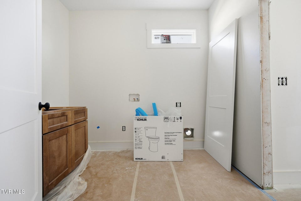 Photo #14: 24 Glaze Farm Way