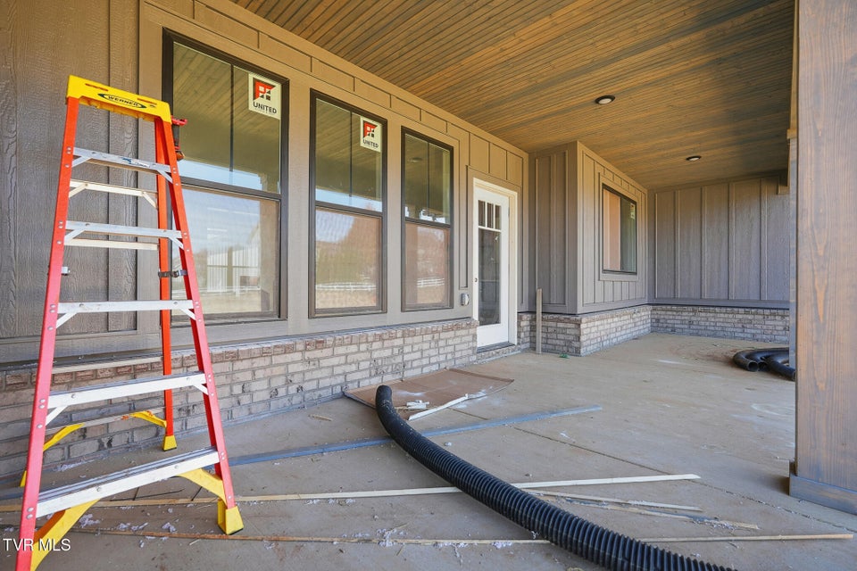 Photo #28: 24 Glaze Farm Way