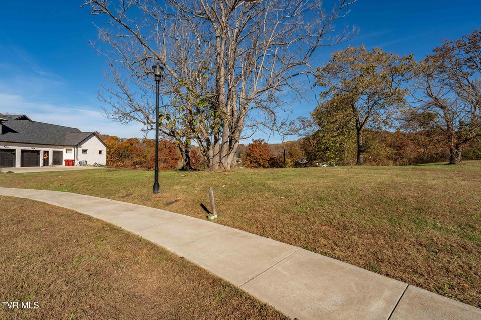 Photo #15: 625 Harbor Approach 