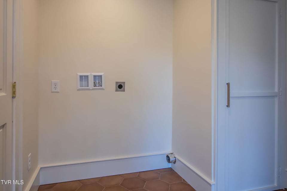 Photo #16: 240 Maplehurst Lane