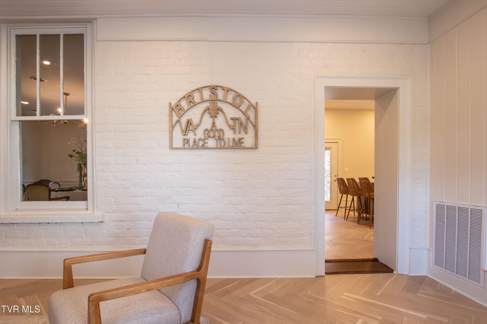 Photo #19: 240 Maplehurst Lane