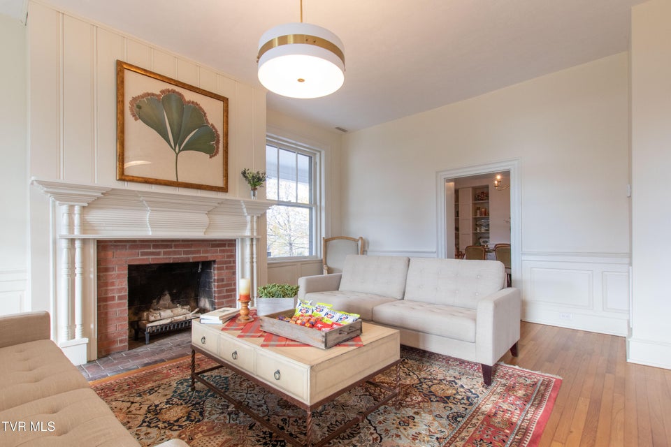 Photo #5: 240 Maplehurst Lane