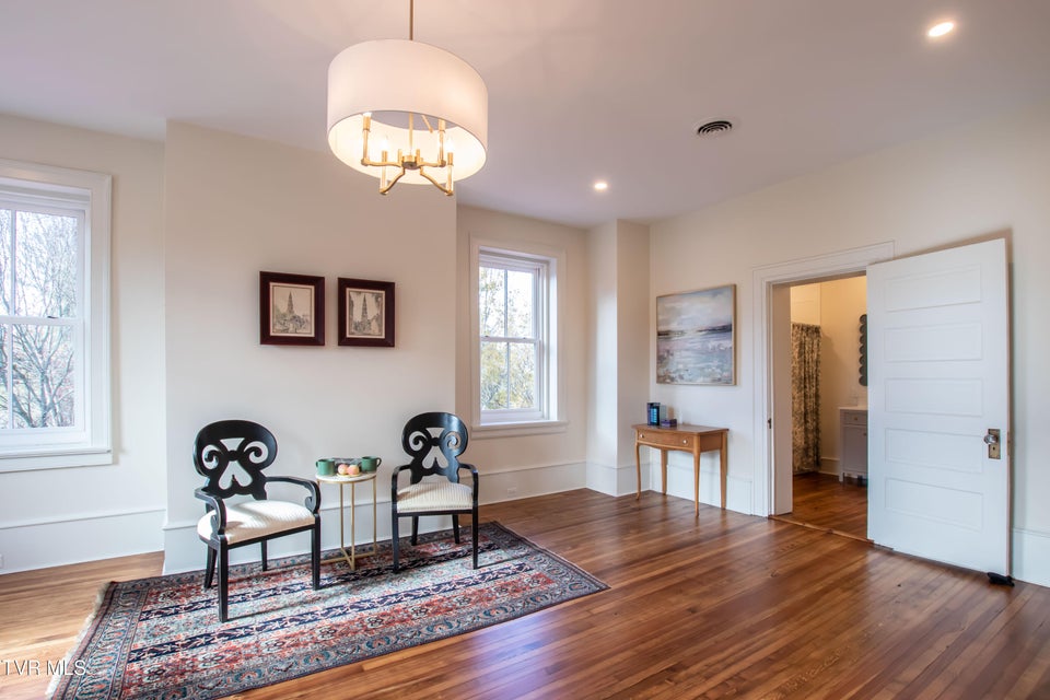 Photo #32: 240 Maplehurst Lane