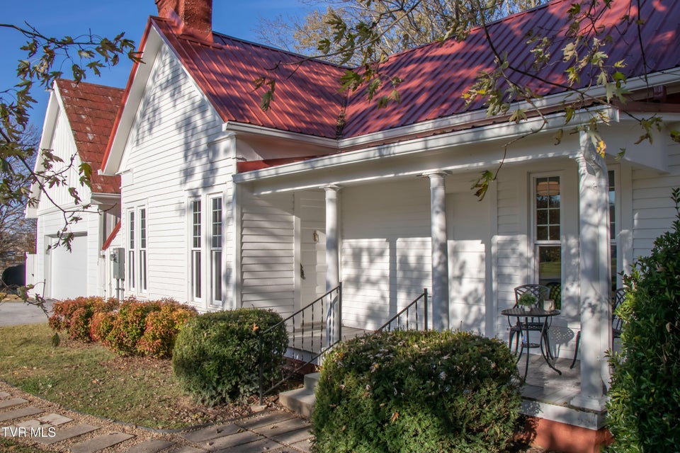 Photo #41: 240 Maplehurst Lane