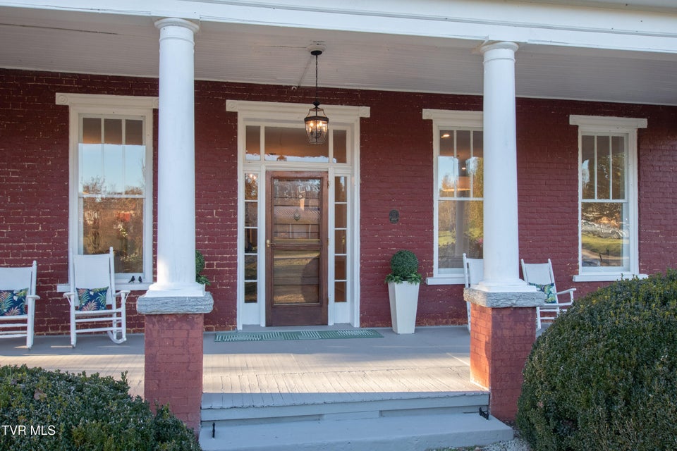 Photo #3: 240 Maplehurst Lane