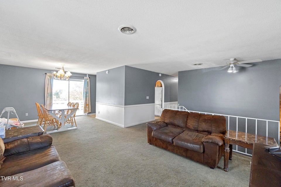 Photo #8: 530 Sioux Trail