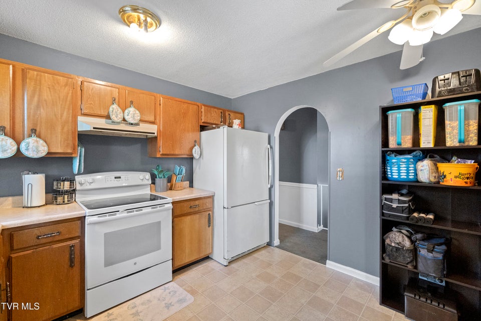 Photo #14: 530 Sioux Trail