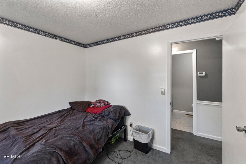 Photo #30: 530 Sioux Trail