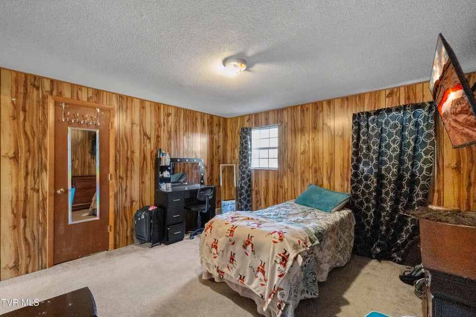 Photo #42: 530 Sioux Trail