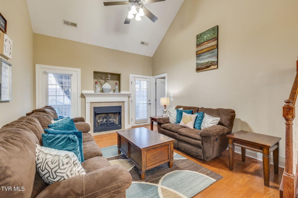 Photo #12: 405 Old Grist Mill Boulevard