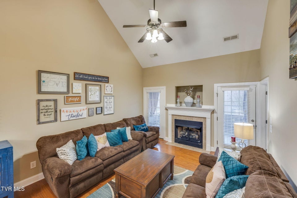 Photo #13: 405 Old Grist Mill Boulevard