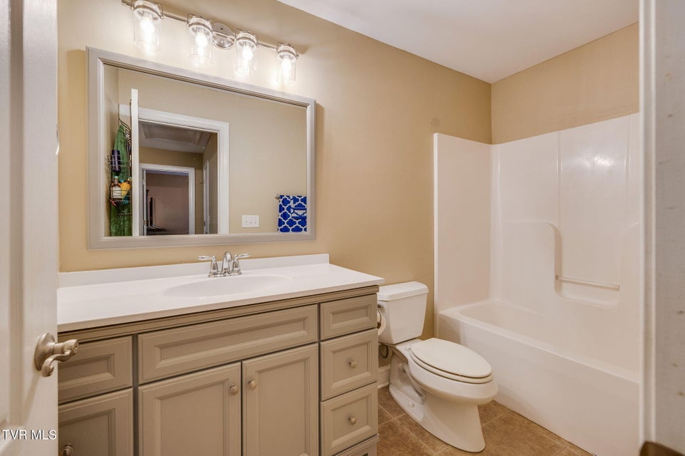 Photo #23: 405 Old Grist Mill Boulevard