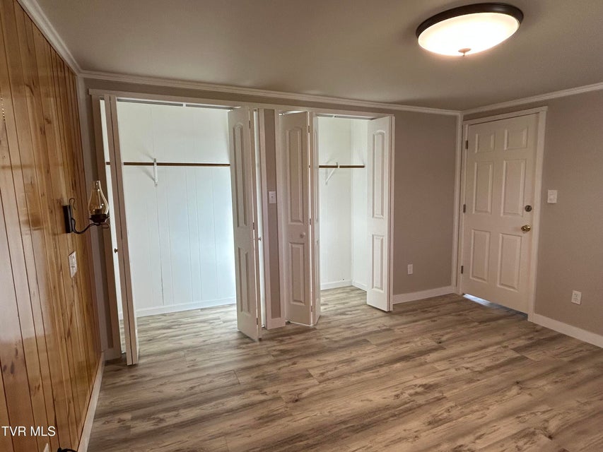 Photo #48: 207 North Street