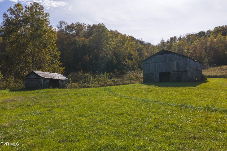 Photo #26: 684 Panther Road