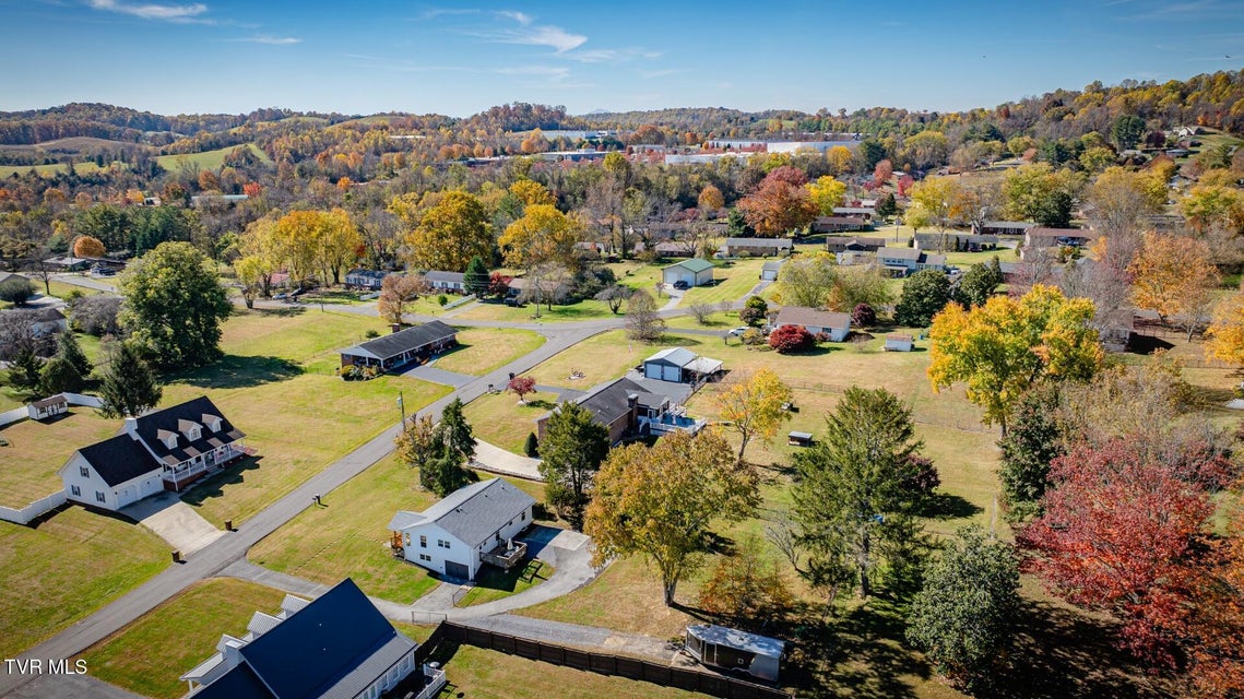 Photo #29: 132 Sanders Street