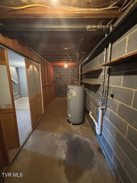 Photo #5: 119 York Dr. Drive