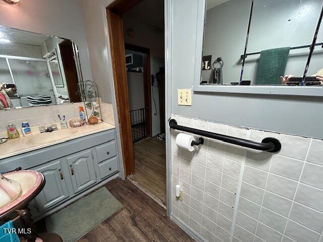 Photo #16: 147 Gilmore Street