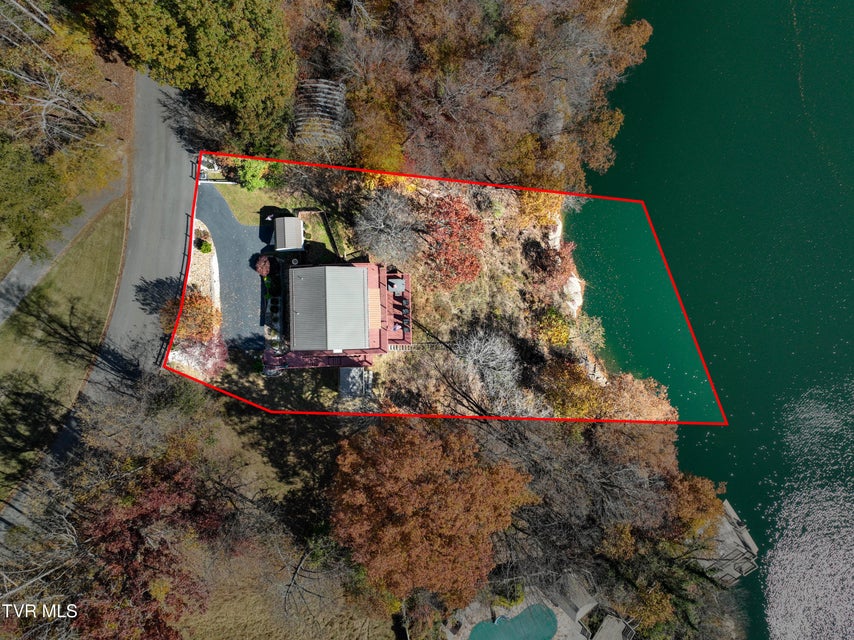 Photo #2: 395 Lakeshore Road