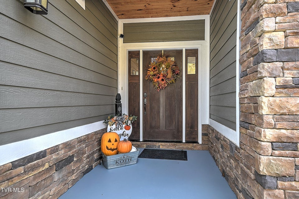 Photo #11: 222 Charlie Avenue