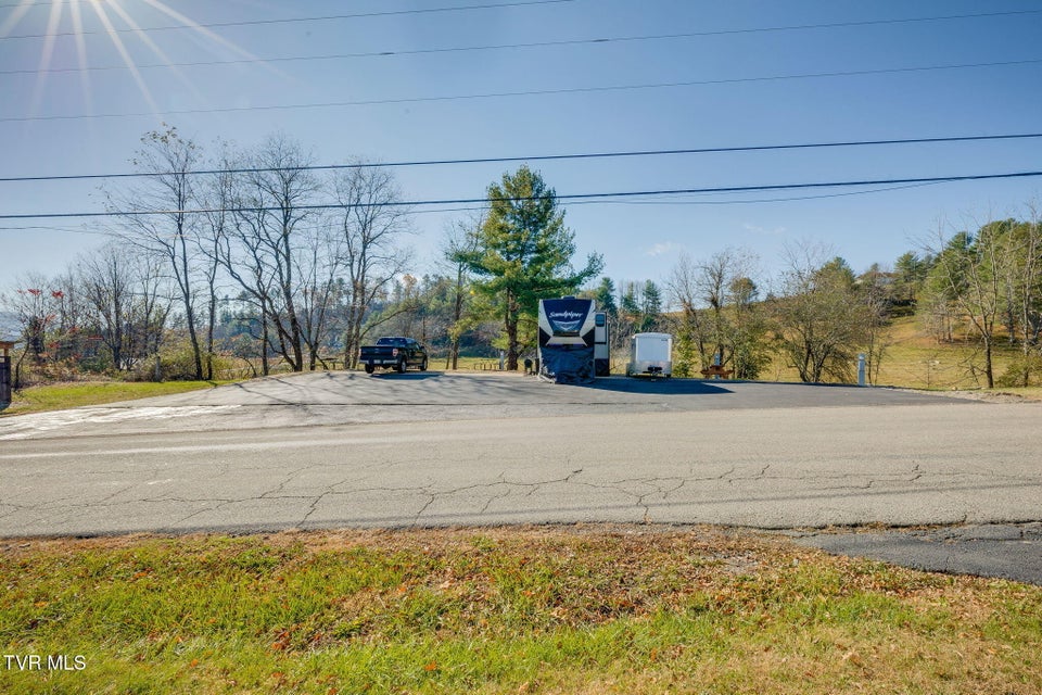 Photo #2: 177 Hospital Road