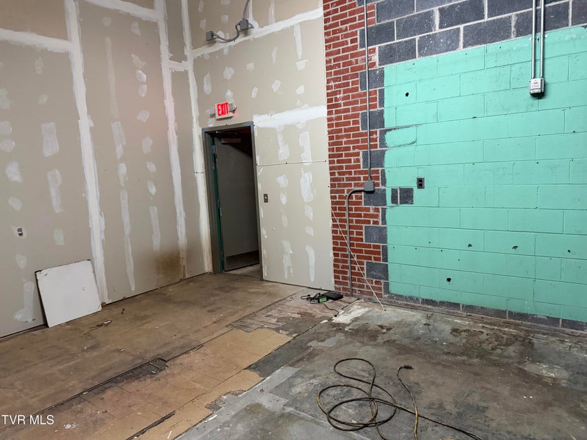 Photo #5: 629 State Street