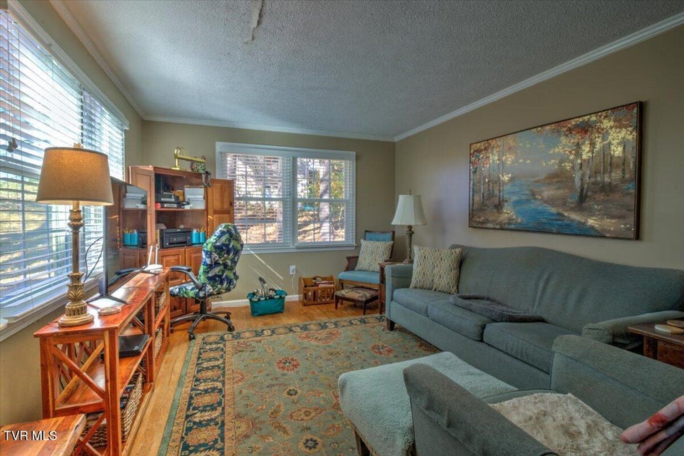 Photo #10: 2517 Larkspur Drive