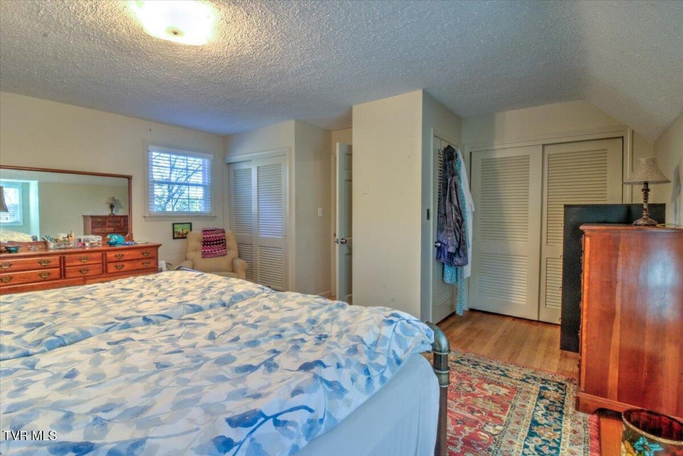 Photo #21: 2517 Larkspur Drive