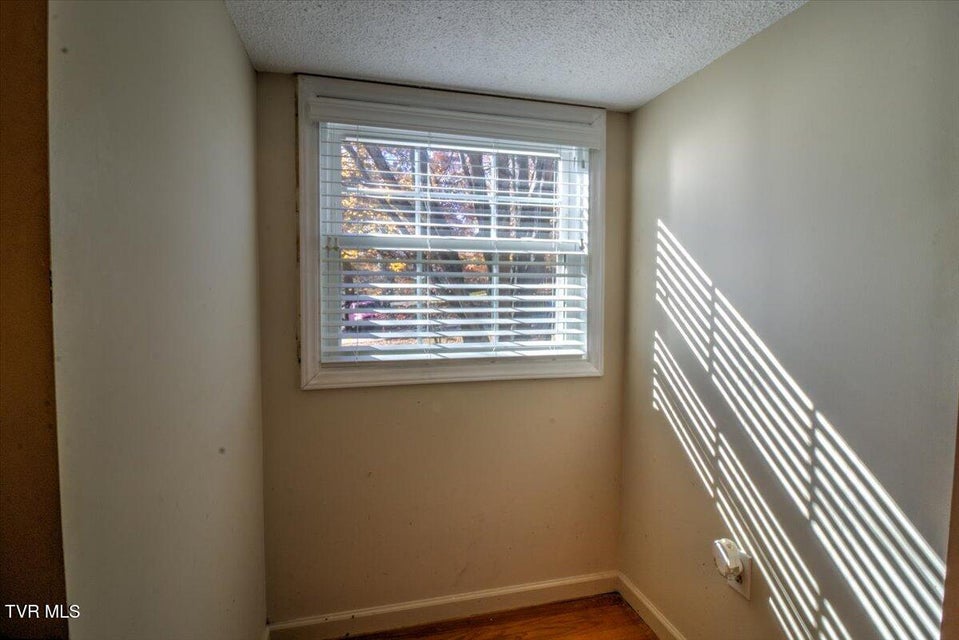 Photo #22: 2517 Larkspur Drive