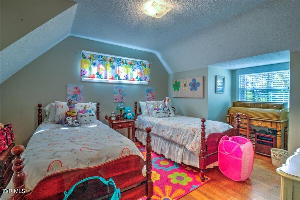 Photo #23: 2517 Larkspur Drive