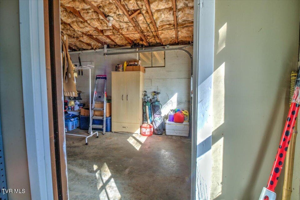 Photo #28: 2517 Larkspur Drive