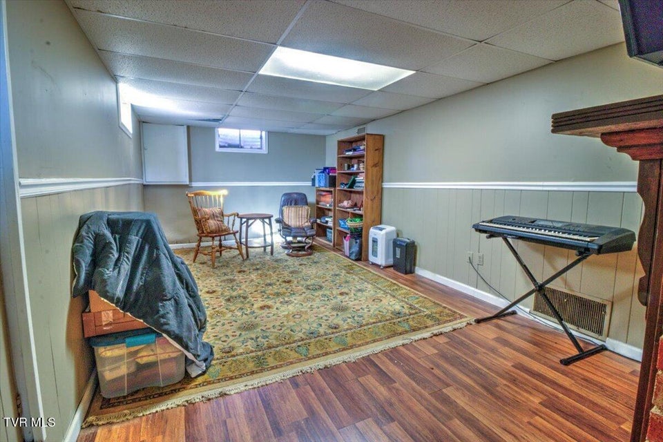 Photo #31: 2517 Larkspur Drive