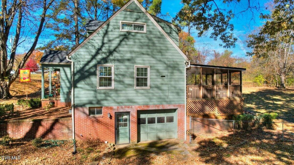 Photo #41: 2517 Larkspur Drive