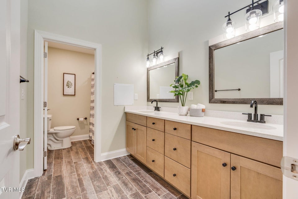 Photo #24: 296 Allenwood Drive