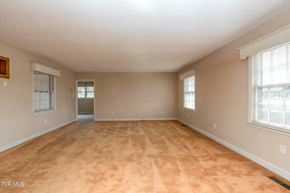 Photo #13: 125 Rosewood Lane