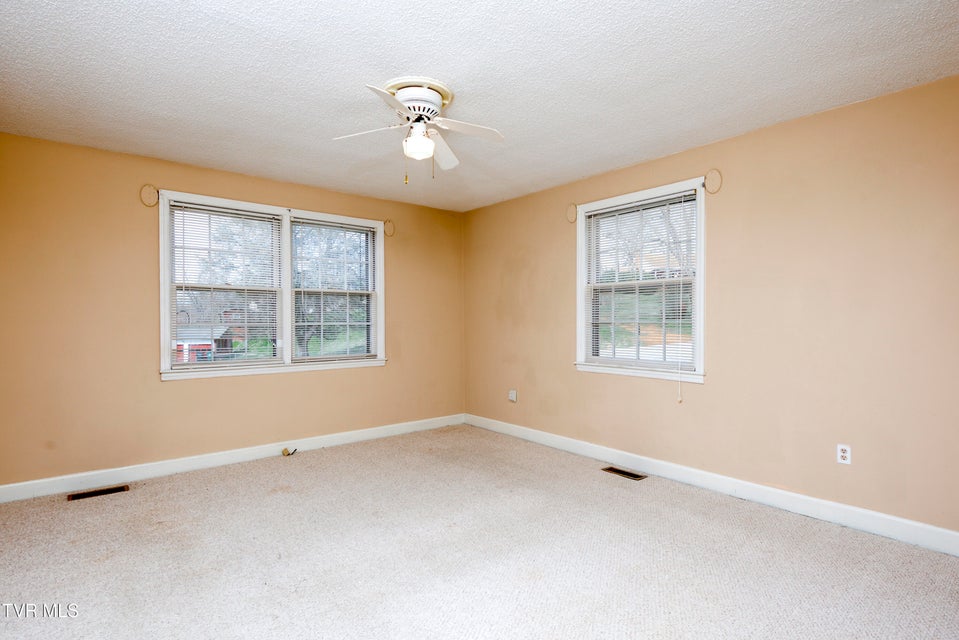 Photo #21: 125 Rosewood Lane