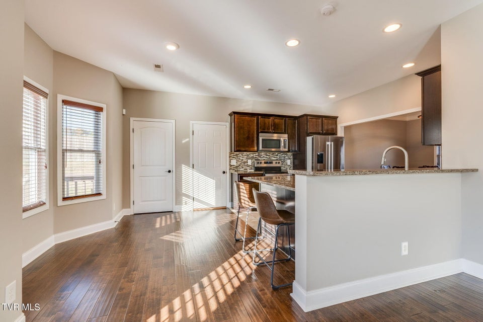 Photo #9: 2016 Falling Leaf Drive