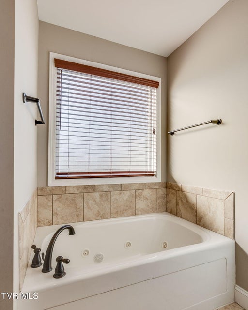 Photo #24: 2016 Falling Leaf Drive