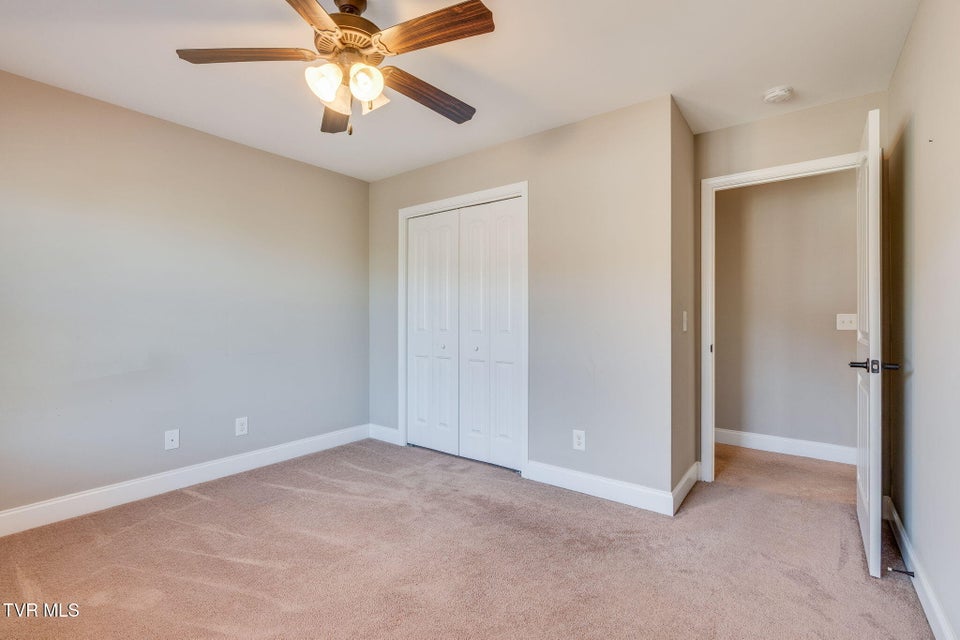 Photo #26: 2016 Falling Leaf Drive